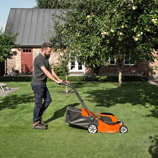 Push Mowers